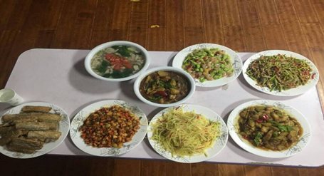 曝瓜帅和高层达协议:绝不挖角拜仁 不买莱万穆勒【华体会官方】(图3) 华体会体育